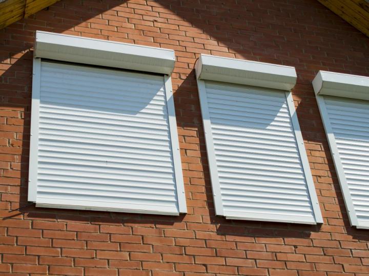 Fournisseurs de volets battants et roulants de confiance